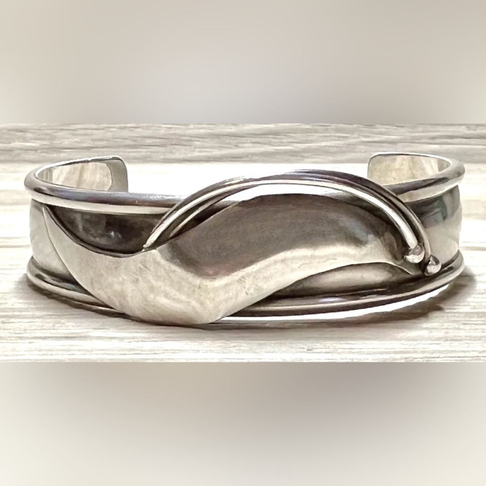 Handmade Native Lucille Calladitto Sterling Silver Abstract Cuff Bracelet